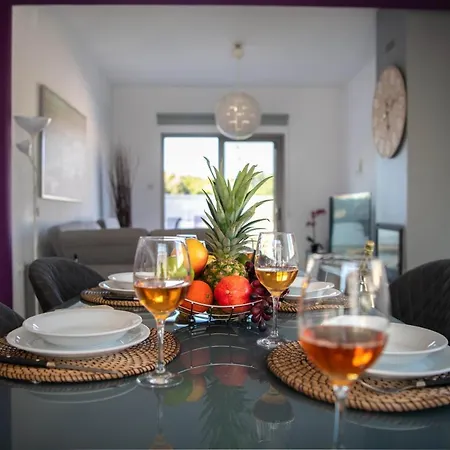 וילה Ruby Yiasemina איה נאפה