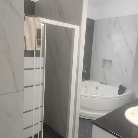 Ruby Yiasemina Villa Ayía Nápa