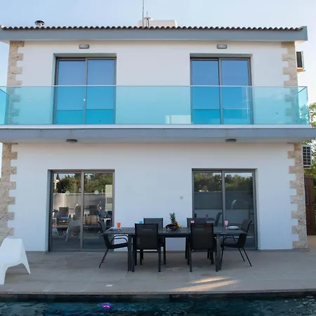 Villa Ruby Yiasemina *