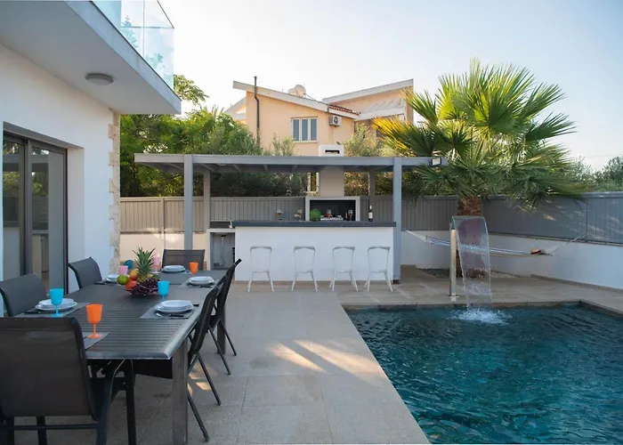 Ruby Yiasemina * Ayia Napa