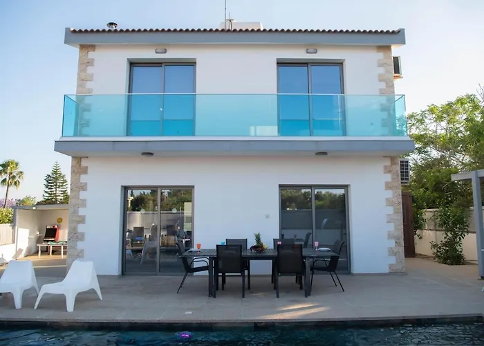 Villa Ruby Yiasemina *